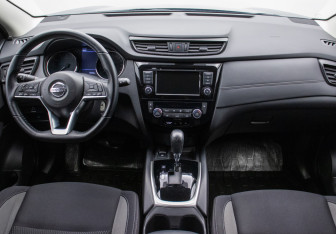 Подержанный автомобиль Nissan Qashqai 2021 года (13 фото)