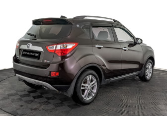 Подержанный автомобиль Changan CS35 2018 года (3 фото)