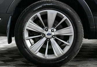 Подержанный автомобиль Ford Explorer 2019 года (5 фото)