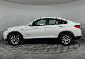 Подержанный автомобиль BMW X4 2015 года (5 фото)