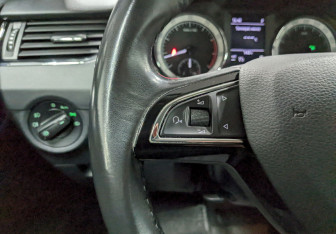 Подержанный автомобиль Skoda Octavia Liftback 2019 года (26 фото)