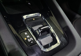 Подержанный автомобиль Skoda Octavia Liftback 2023 года (26 фото)