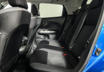 Подержанный автомобиль Nissan Juke 2018 года (10 фото)