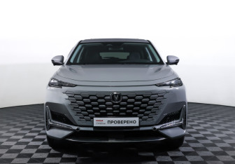 Подержанный автомобиль Changan UNI-K 2023 года (2 фото)