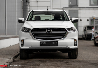 Новый Mazda BT-50 2023 (5 фото)