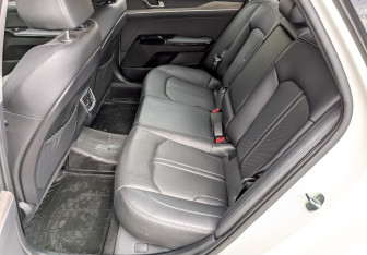 Подержанный автомобиль Kia K5 2021 года (12 фото)