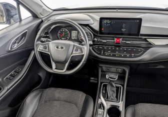 Подержанный автомобиль Москвич 3 2023 года (30 фото)