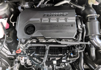 Подержанный автомобиль Kia Sportage 2024 года (9 фото)