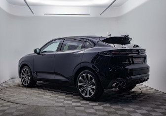 Подержанный автомобиль Changan UNI-K 2024 года (7 фото)