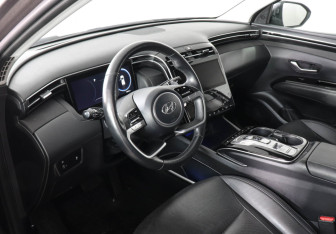 Подержанный автомобиль Hyundai Tucson 2021 года (9 фото)