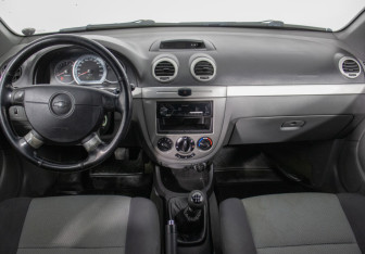 Подержанный автомобиль Chevrolet Lacetti Hatchback 2011 года (13 фото)