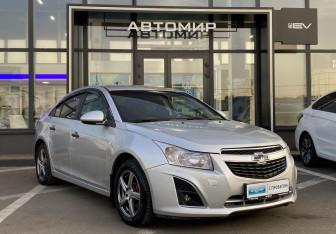 Подержанный автомобиль Chevrolet Cruze Sedan 2013 года (3 фото)
