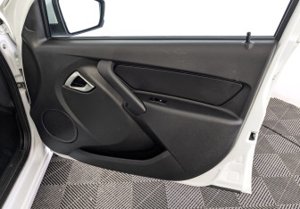 Подержанный автомобиль LADA (ВАЗ) Granta Sedan 2023 года (25 фото)