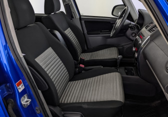 Подержанный автомобиль Suzuki SX4 Hatchback 2012 года (24 фото)