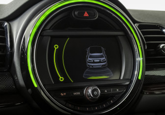 Подержанный автомобиль MINI Clubman Wagon 2016 года (17 фото)