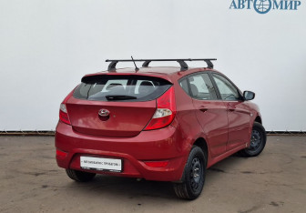 Подержанный автомобиль Hyundai Solaris Hatchback 2011 года (5 фото)