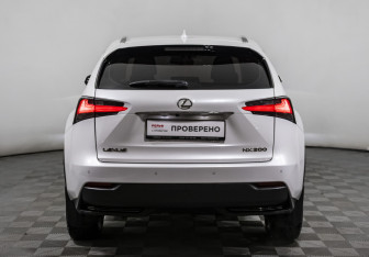 Подержанный автомобиль Lexus NX 2015 года (6 фото)