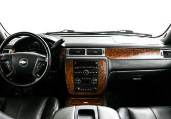 Подержанный автомобиль Chevrolet Tahoe 2008 года (5 фото)