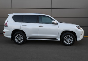 Подержанный автомобиль Lexus GX 2020 года (3 фото)