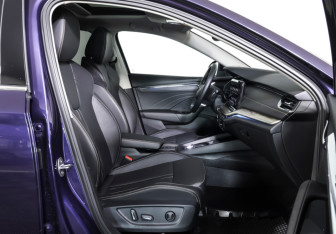 Подержанный автомобиль Skoda Octavia Liftback 2021 года (11 фото)