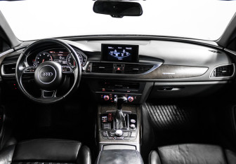Подержанный автомобиль Audi A6 Sedan 2014 года (11 фото)