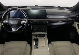 Подержанный автомобиль Exeed VX 2022 года (12 фото)