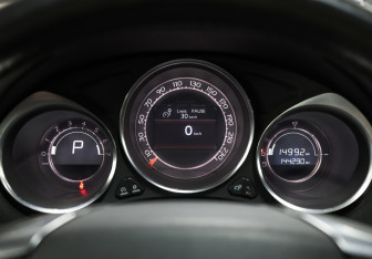 Подержанный автомобиль Citroen DS4 2012 года (13 фото)