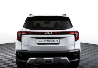 Подержанный автомобиль Kia Seltos 2024 года (6 фото)