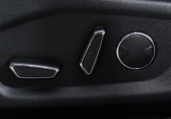 Подержанный автомобиль Ford Explorer 2017 года (15 фото)