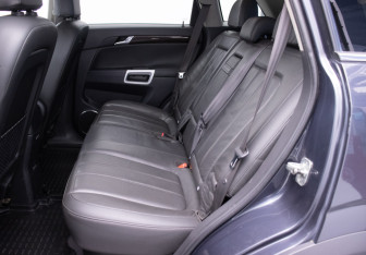 Подержанный автомобиль Opel Antara 2008 года (11 фото)