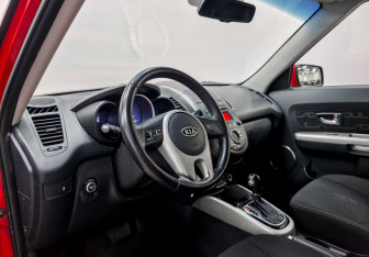 Подержанный автомобиль Kia Soul 2012 года (16 фото)