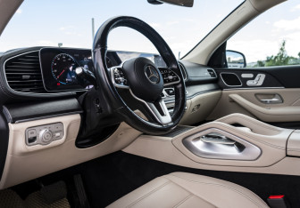 Подержанный автомобиль Mercedes-Benz GLE 2021 года (9 фото)