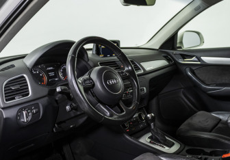 Подержанный автомобиль Audi Q3 2015 года (10 фото)