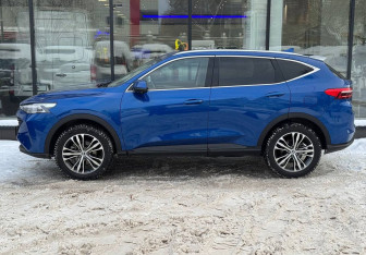 Подержанный автомобиль Haval F7 2022 года (5 фото)