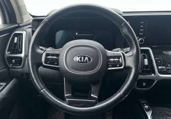 Подержанный автомобиль Kia Sorento 2020 года (12 фото)