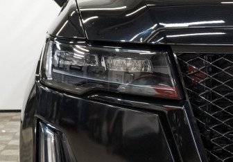 Подержанный автомобиль Cadillac Escalade Suv 2021 года (16 фото)