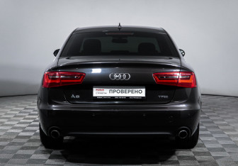 Подержанный автомобиль Audi A6 Sedan 2014 года (6 фото)