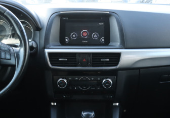 Подержанный автомобиль Mazda CX-5 2016 года (14 фото)