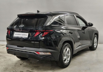 Подержанный автомобиль Hyundai Tucson 2022 года (5 фото)