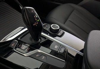 Подержанный автомобиль BMW X3 2020 года (15 фото)