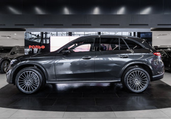 Новый Mercedes-Benz GLC Coupe 2025 (8 фото)