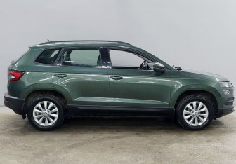 Подержанный автомобиль Skoda Karoq 2020 года (4 фото)