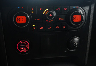 Подержанный автомобиль Nissan Qashqai 2009 года (14 фото)