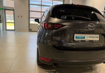 Подержанный автомобиль Mazda CX-5 2019 года (7 фото)