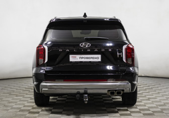 Подержанный автомобиль Hyundai Palisade 2023 года (6 фото)
