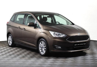 Подержанный автомобиль Ford S-MAX 2016 года (2 фото)