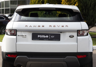 Подержанный автомобиль Land Rover Range Rover Evoque 2013 года (24 фото)
