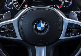 Подержанный автомобиль BMW X3 2019 года (11 фото)