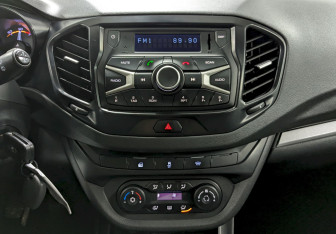 Подержанный автомобиль LADA (ВАЗ) Vesta Wagon 2021 года (23 фото)