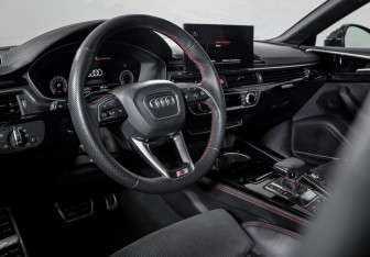 Подержанный автомобиль Audi A5 Liftback 2022 года (14 фото)